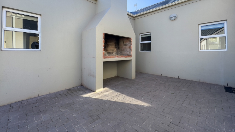 3 Bedroom Property for Sale in Laguna Sands Western Cape